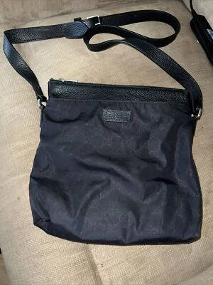 Auténtico bolso gucci para hombre Foto 1 de 4