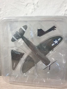 Republic P-47 Thunderbolt Legenden Metall Fertigmodell Flugzeug 1:95 Militär - Bild 1 von 2