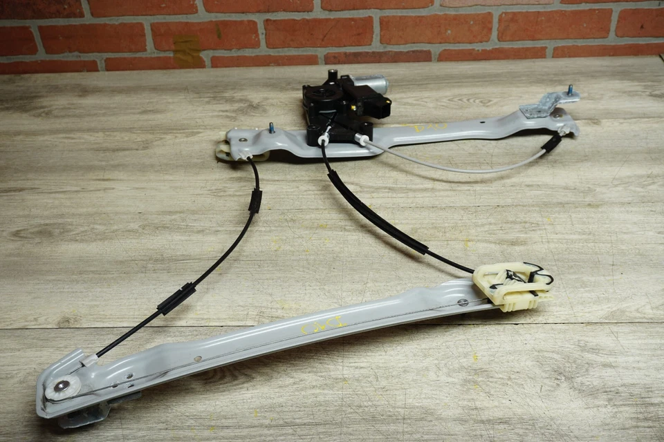 2018-2020 雪佛兰 EQUINOX 前门左窗玻璃调节器 带电机 原始设备制造商 * — 第 1/4 张图片