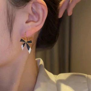 1Pair Fashion Trendy Elegant Exquisite Zircon Bow Earrings Sweet Cute Ear Buckle - Bild 1 von 9