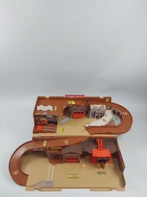 Vintage 1979 Hot Wheels City Service Center Stop N Go Playset  - Image 1 of 4