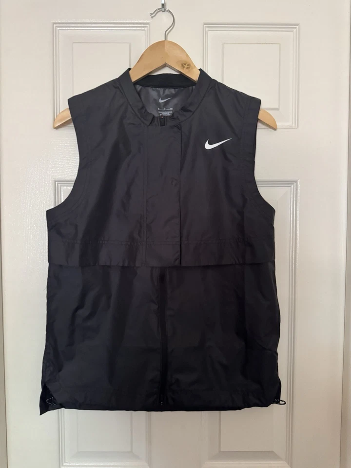 Nike Women's Size XS - Sleeveless Full-Zip Tour Repel Golf Vest DX6085-010 -