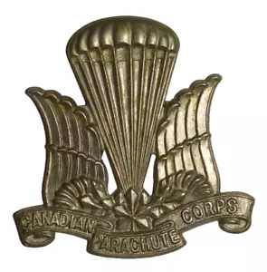 INSIGNIAS DE GORRA MILITAR BRITÁNICA, Cuerpo Canadiense de Paracaidistas, Segunda Guerra Mundial - Imagen 1 de 2