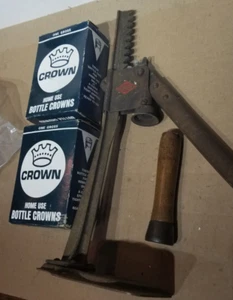 Vintage Eveready Bottle Capper/Corker w/ Hand Capper & Caps ▪︎ Works Well - Picture 1 of 5