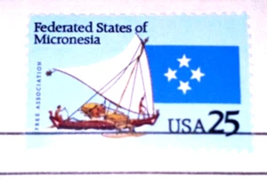 Micronesia- Compact of Free Association - 1990 22kt Golden Replica Stamps - Picture 1 of 4