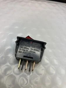 12 Volt Illuminated SIGMA 16 amp switch Camper Trailer Rv New Old Stock - Bild 1 von 2