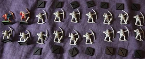 18 x Part Painted Bretonnian Peasant Bowmen Archers, Warhammer Fantasy Battles - Picture 1 of 7