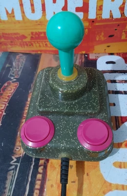 Competition Pro Glitter Green (Commodore Amiga, XL, ST, 64) works 8-bit 16-bit - Bild 1 von 3