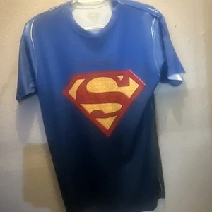 Men’s Superman T-shirt Size Medium - Picture 1 of 3