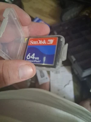 Vintage SanDisk Compact Flash Card 64MB Camera Memory Card - Image 1 of 2