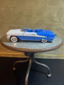 1955 Oldsmobile Super 88 Convertible Unbranded Blue And White Diecast 1:32 - Picture 1 of 13