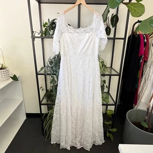 Torrid White Lace Off Shoulder A-Line Wedding Dress - Size 18 - Picture 1 of 11