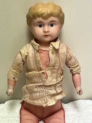 MUÑECA ANTIGUA MINERVA CABEZA DE HOJALATA ALEMANA ORIGINAL CUERPO DE TELA ROSA BRAZOS DE MADERA TALLADA Foto 1 de 4