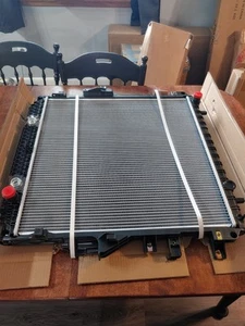 Radiator For GMC Canyon And Chevy Colorado 2015-2016 - Picture 1 of 2