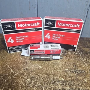 Set of 8 Genuine OEM Motorcraft Spark Plugs SP-546-X Ford 5.4L 3V Ford PZK-14F-X - Picture 1 of 4