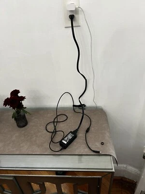 Genuine Dell 45W AC Adapter 10’ cord Power Supply most Inspiron and Dell Laptops - Image 1 of 3
