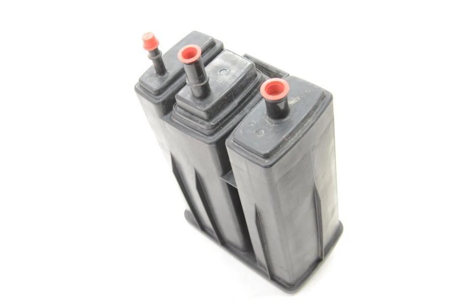 2006-2008 Mazda Mx-5 Miata NC Fuel Vapor Evaporation Canister  - Imagem 1 de 4