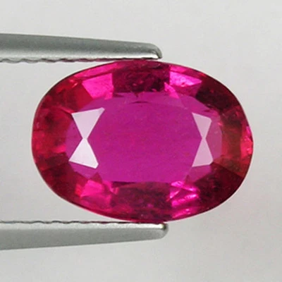 3.12 ct - OUTSTANDING  LUSTROUS PINKISH RED  NATURAL RUBY  MADAGASCAR 1617 RRS - Image 1 of 2