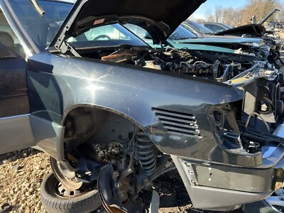 91-95 MERCEDES  E300  E CLASS  TURBO  W124  DIESEL  FENDER PANEL FRONT RIGHT - Image 1 of 4