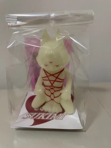 Black Humour Cat Lady Sukimi By ABAO Soft Vinyl Figures Sofubi - Picture 1 of 3