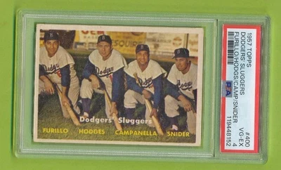 1957 Topps - Dodgers Sluggers (#400) Campanella Snider Hodges Furillo PSA 4 - Imagem 1 de 2