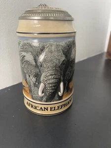 Budweiser Afrikanischer Elefant Deckel Bierstein gefährdete Arten 1990 - Bild 1 von 5