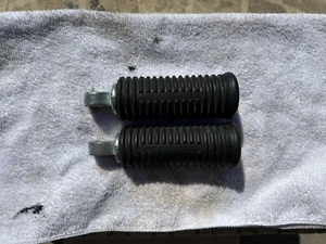 DRIVER FOOTPEG SET, Harley Davidson. - Picture 1 of 8
