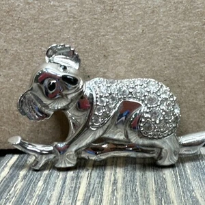 Prendedor de bisutería vintage de diamantes de imitación tono plata koala 1,5" - Imagen 1 de 2