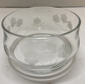 Etched Glass Candy Dish 4" Round Floral Clover Leaves Vintage Elegant Bowl - Picture 1 of 3