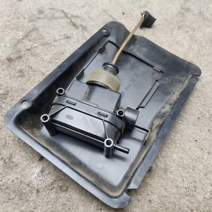 Mercedes R107 SL Kofferraumdeckel Schloss Verriegelung Unterdruck Stellmotor 1076930530 0630 - Bild 1 von 6