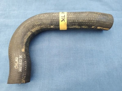 Mangueira de radiador NOS GM # 3826522 entrada Chevrolet GMC caminhão appl 1963-70 - Imagem 1 de 3