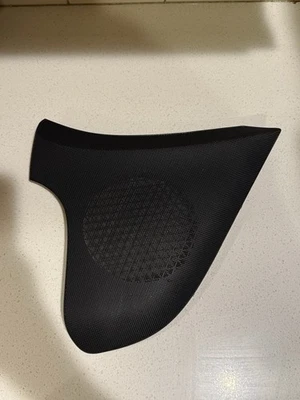 2001 Acura Mdx Driver Door Speaker Cover - Image 1 of 2