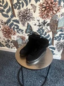 Original PRADA Boots Stiefel Stiefelette Gr. 39-40 schwarz Wildleder neuw. - Bild 1 von 6