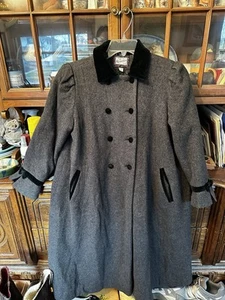 Rothschild Youth Girls Gray 100% Wool Coat w/ Black Accents Size 16 - Picture 1 of 8