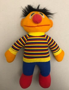 Ernie Stofftier Kuscheltier Vintage Blaue Hose Kariertes Hemd Sesamstraße - Bild 1 von 4