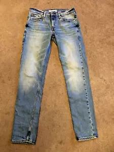 Blue Jeans 30x32 SIGNATURE LEVI STRAUSS Straight Leg Classic Regular Fit #2239 - Picture 1 of 8