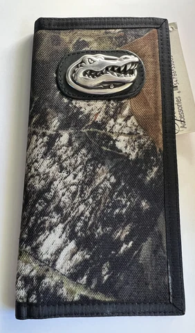 FLORIDA GATORS MOSSY OAK Camo Tall Bifold Wallet NWT Pewter Gator Logo w Leather Cover