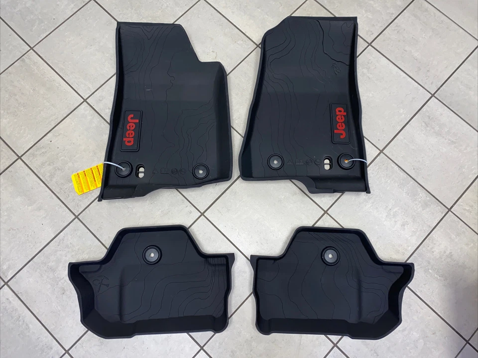 2018-2026 Jeep Wrangler 2 Door All Weather Mopar Floor Mats 82216625AA - Изображение 1 из 4