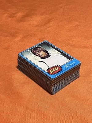 1977 Topps Star Wars (66) Serie 1 COMPLETO Juego de Cartas Azul Vintage *CgC605* Foto 1 de 4
