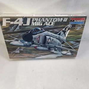 Monograma F-4J Phantom II MiG Ace Modelo Kit 1/48 - Imagen 1 de 1