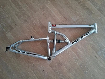 Original Red Bull bicycle frame 26" handcrafted WCW Whistler cycle works vintage - Bild 1 von 4