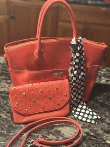 Grace Adele Schultertasche orange/rot/vegan Leder mit Umhängetasche/Clutch - Bild 1 von 17