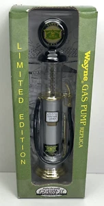 Gearbox Collectibles - Wayne Gas Pump Replica - John Deere - Picture 1 of 3