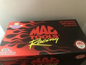 Coche divertido Mac Tools Blue Skoal 2001 Tommy Johnson Jr diecast 1:24 nuevo en caja - Imagen 1 de 6