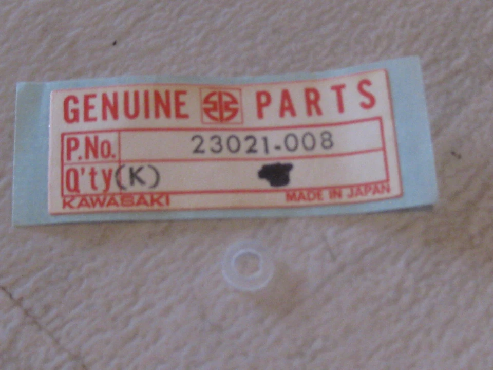 KAWASAKI KDX250/200/F6/G5/G4TR/G3SS/MC1 FARO ENFOQUE AJUSTE ARANDELA ¡NUEVO! Foto 1 de 1