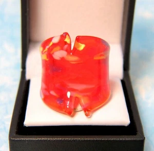 Art Deco Ring feurig rot & mehrfarbig Akzente mundgeblasen Glas Glitzer Größe 9,75 - Bild 1 von 3