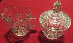Juego de Crema y Azúcar Anchor Hocking Early American Prescut de Colección - Imagen 1 de 5
