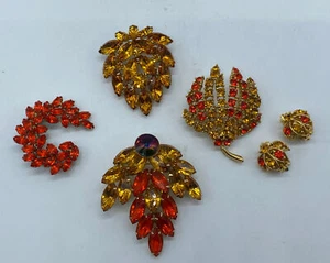 Lot Of Vintage JULIANA? Orange Gold RHINESTONES Brooch & Earrings Autumn Fall - Picture 1 of 21