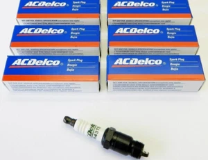NEW GENUINE GM ACDelco Spark Plugs R43TS Set Of 6 - Picture 1 of 1