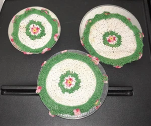 Vintage Pro-Tex Table Hot Pad Trivets Crocheted Cover Green Pink White set of 3 - Picture 1 of 3